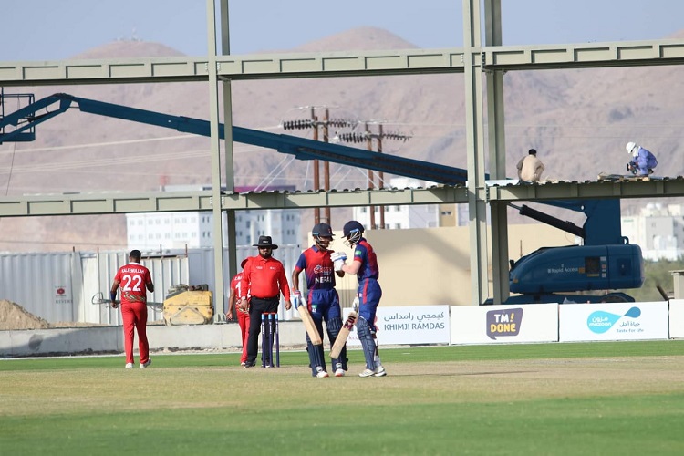 शतकबाट चुके आशिफ, नेपालले ओमनलाई दियो १ सय ९७ रनको सामान्य लक्ष्य